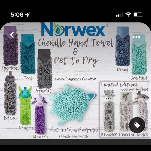 COPY - Pomegranate color Chenille Hand Towel w/BacLock by Norwex. BNWT - Picture 4 of 8